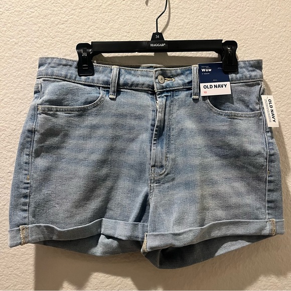 Old Navy Pants - Light Wash High Rise Cuffed Denim Jean Shorts Trendy Summer Casual Outfit
